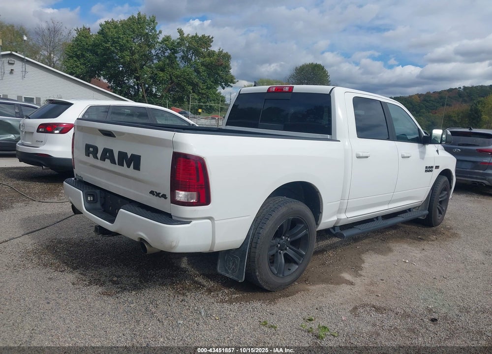 2018 RAM 1500 VIN: 1C6RR7MT2JS122883