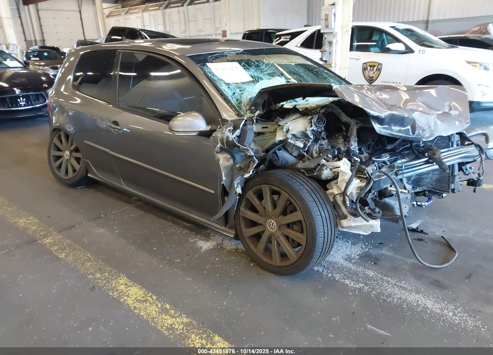 2008 VOLKSWAGEN R32 VIN: WVWKC71K28W026732