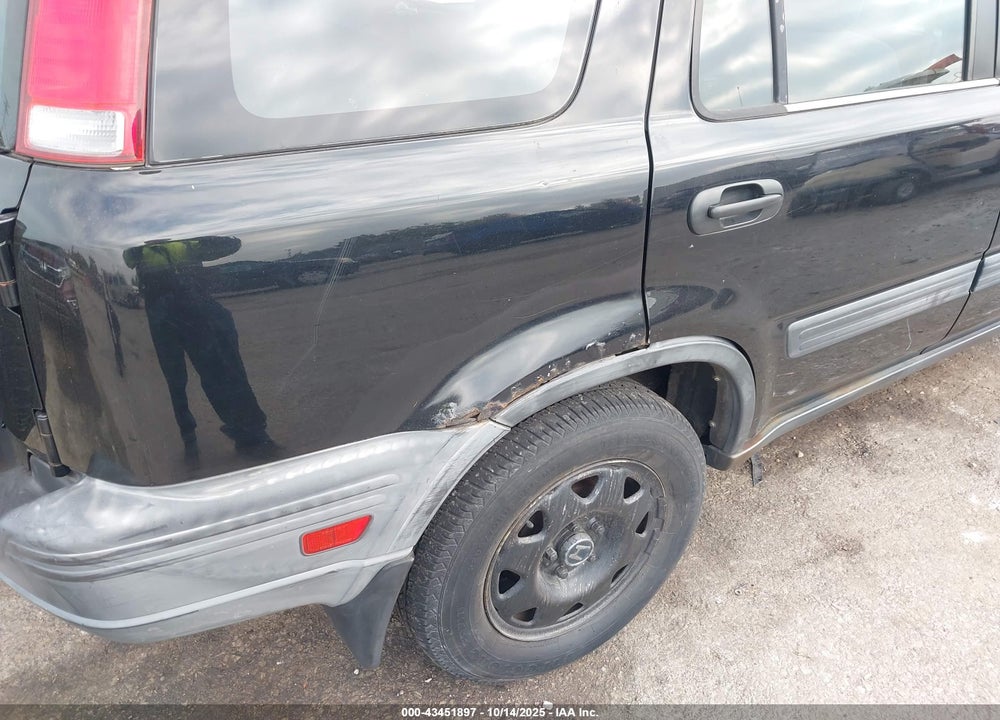 1999 HONDA CR-V LX VIN: JHLRD1844XC019123