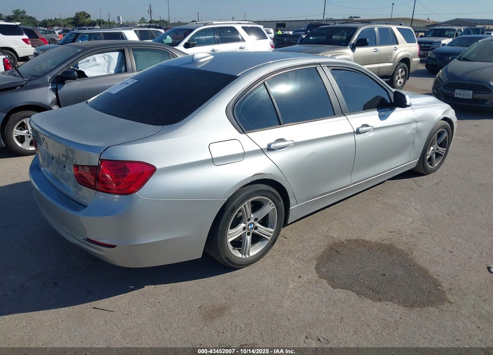 2014 BMW 3 SERIES VIN: WBA3B5C55EP539950