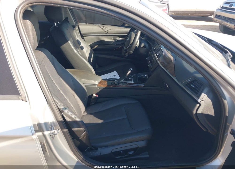 2014 BMW 3 SERIES VIN: WBA3B5C55EP539950