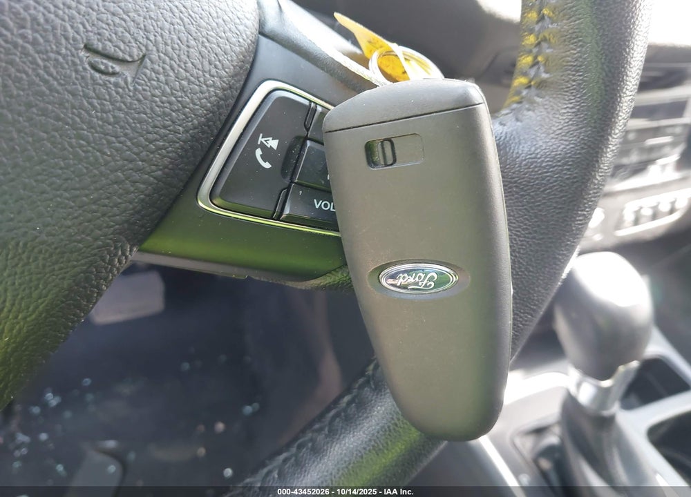2017 FORD ESCAPE TITANIUM VIN: 1FMCU0JD9HUB42544