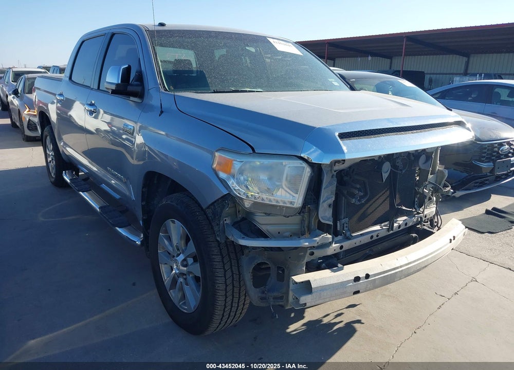 2017 TOYOTA TUNDRA LIMITED 5.7L V8 VIN: 5TFFW5F17HX213326