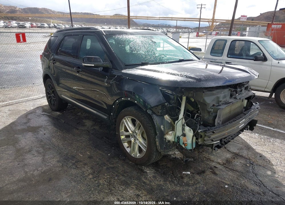 2017 FORD EXPLORER XLT VIN: 1FM5K8D80HGD74363