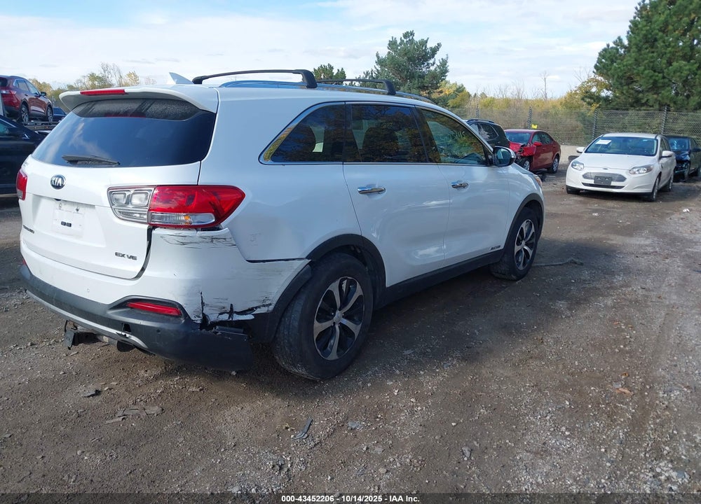2017 KIA SORENTO VIN: 5XYPHDA52HG228709