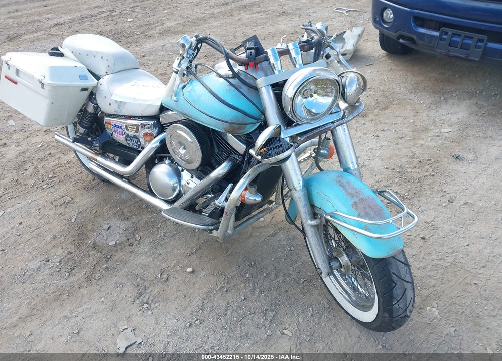 2001 KAWASAKI VN1500 E VIN: JKBVNAE111A101564