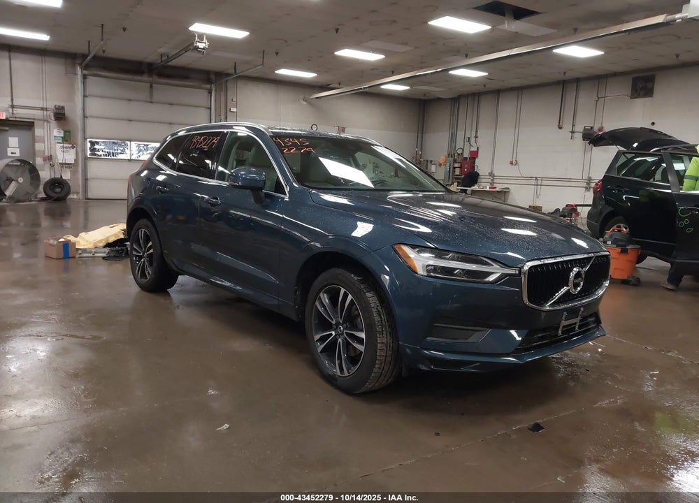 2020 VOLVO XC60 T5 MOMENTUM VIN: YV4102RK7L1489089