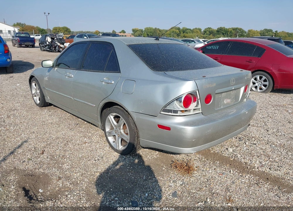 2004 LEXUS IS 300 VIN: JTHBD192940081916