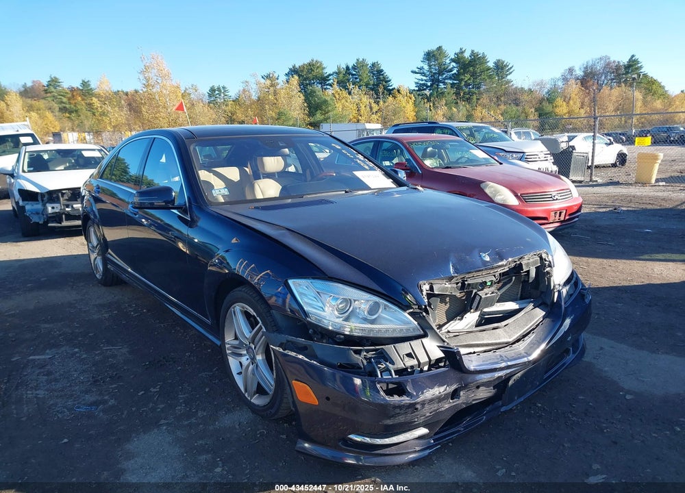 2013 MERCEDES-BENZ S 550 4MATIC VIN: WDDNG9EB4DA526668