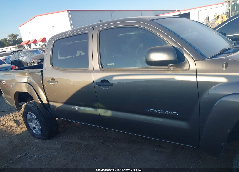 2011 TOYOTA TACOMA PRERUNNER V6 VIN: 3TMJU4GN6BM121911