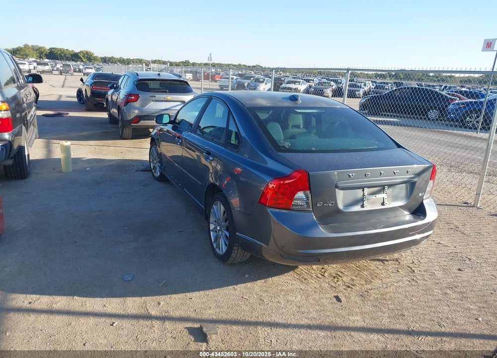 2010 VOLVO S40 2.4I VIN: YV1382MS0A2501211
