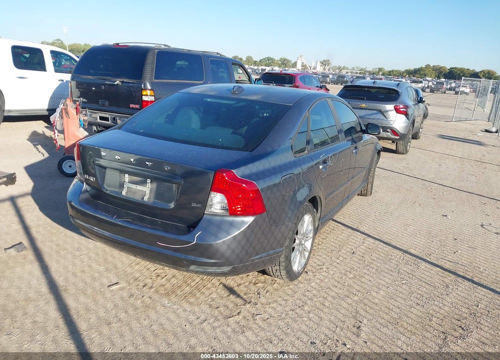 2010 VOLVO S40 2.4I VIN: YV1382MS0A2501211