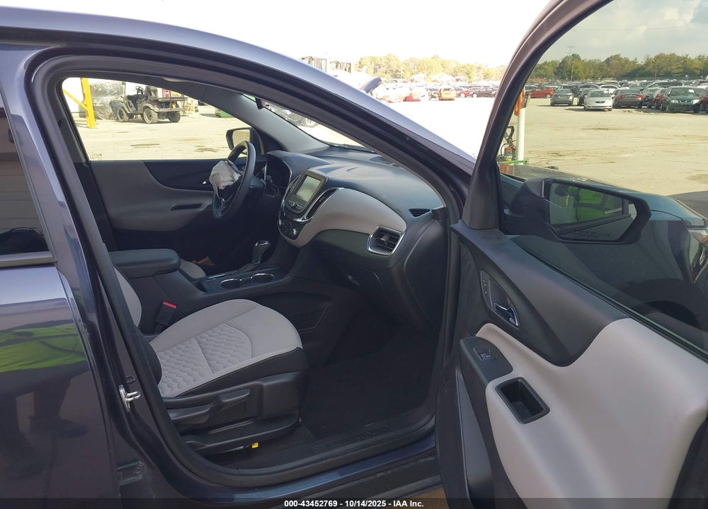 2018 CHEVROLET EQUINOX LS VIN: 3GNAXHEV9JS639174