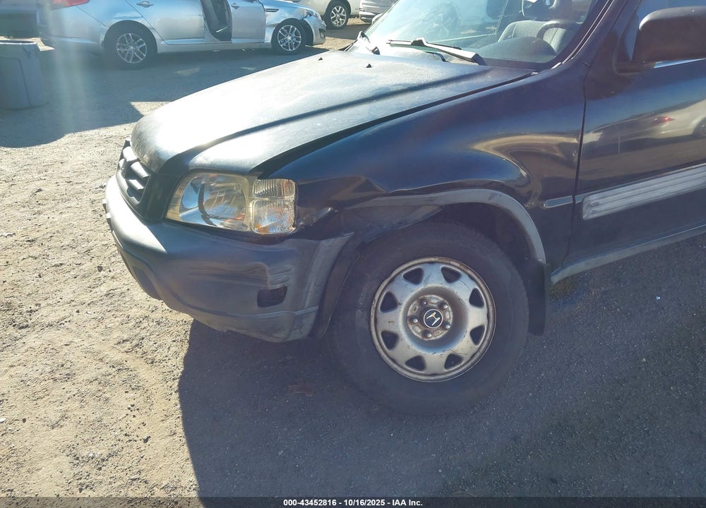 1998 HONDA CR-V LX VIN: JHLRD1849WC046994