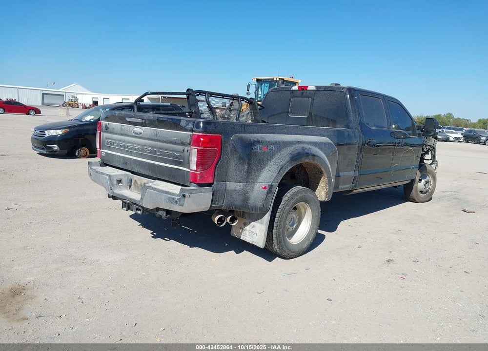 2022 FORD F-350 LARIAT VIN: 1FT8W3DT4NED39846