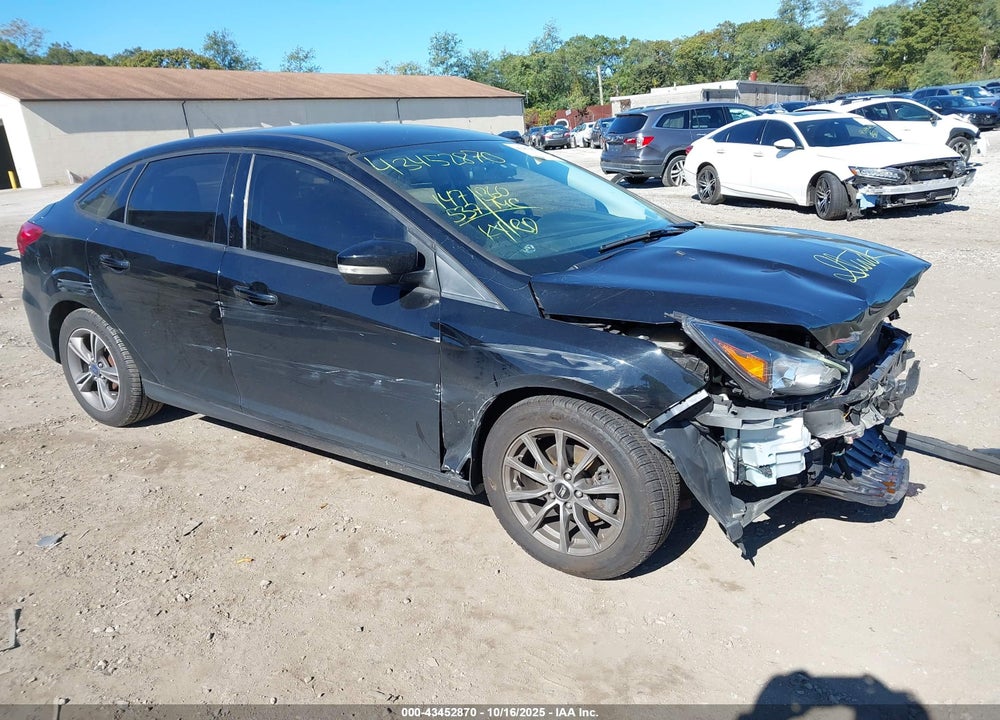 2018 FORD FOCUS SE VIN: 1FADP3F23JL290960