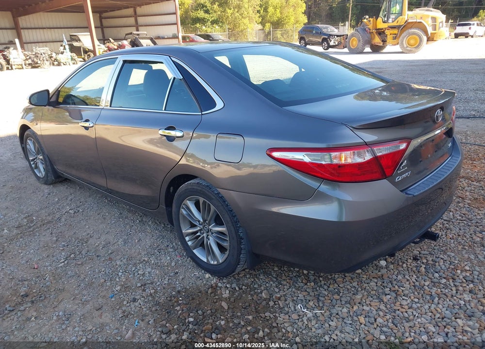2017 TOYOTA CAMRY SE VIN: 4T1BF1FK2HU454790