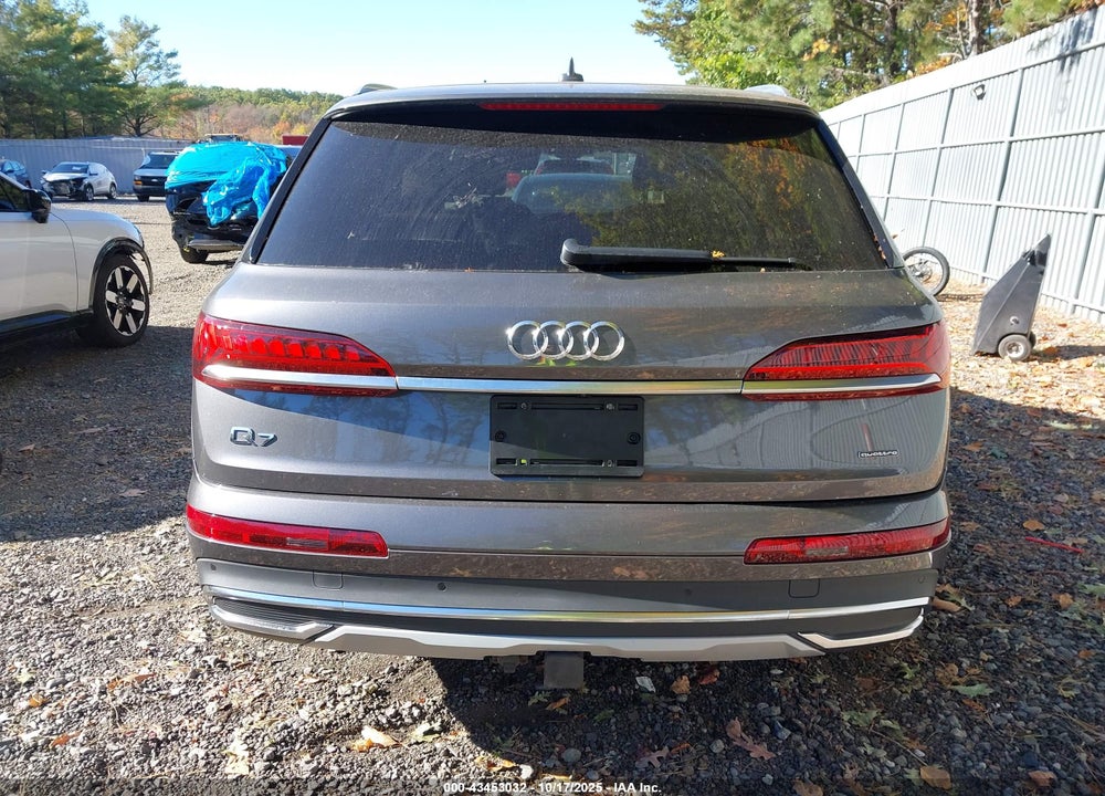 2021 AUDI Q7 VIN: WA1LJAF72MD013717