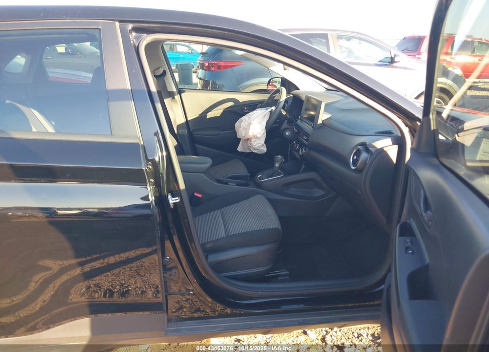 2022 HYUNDAI KONA SE VIN: KM8K22AB4NU881571