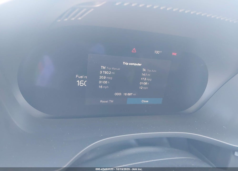 2023 VOLVO XC60 B5 PLUS BRIGHT THEME VIN: YV4L12DN4P1203650