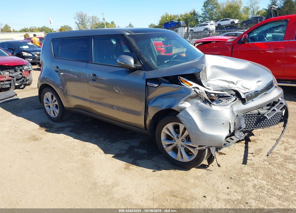 2014 KIA SOUL + VIN: KNDJP3A5XE7094575