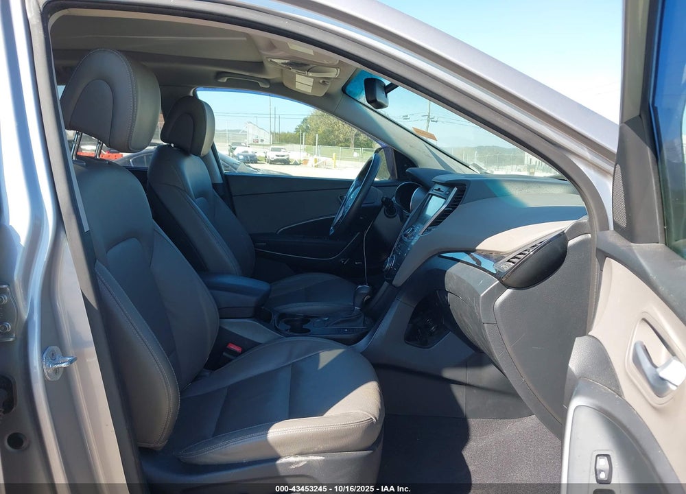 2016 HYUNDAI SANTA FE LIMITED VIN: KM8SR4HF5GU140350