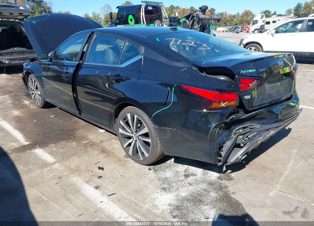 2022 NISSAN ALTIMA SR FWD VIN: 1N4BL4CV4NN400996