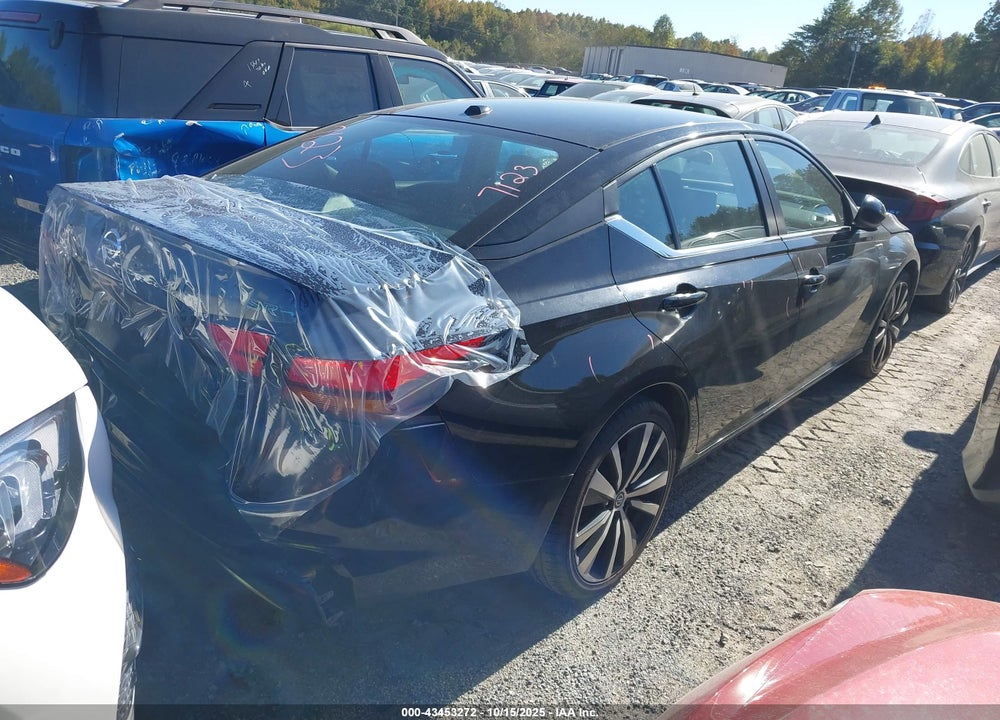 2022 NISSAN ALTIMA SR FWD VIN: 1N4BL4CV4NN400996