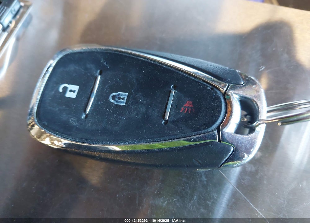 2019 CHEVROLET EQUINOX LT VIN: 2GNAXUEV9K6173674