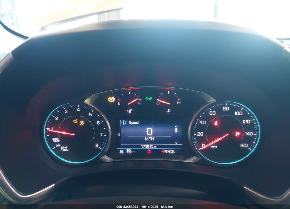 2019 CHEVROLET EQUINOX LT VIN: 2GNAXUEV9K6173674