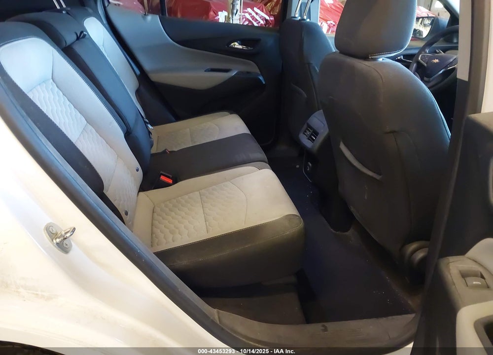 2019 CHEVROLET EQUINOX LT VIN: 2GNAXUEV9K6173674