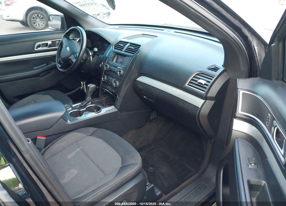 2017 FORD EXPLORER XLT VIN: 1FM5K8DH8HGD82274
