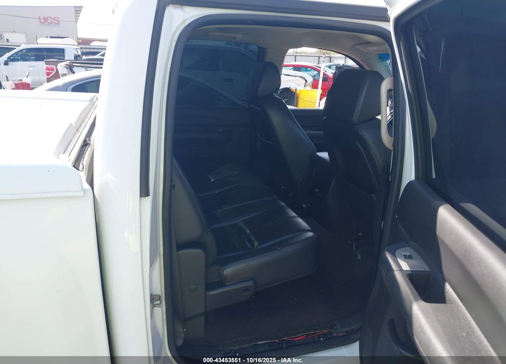2008 CHEVROLET SILVERADO 1500 LT2 VIN: 3GCEC130X8G214774
