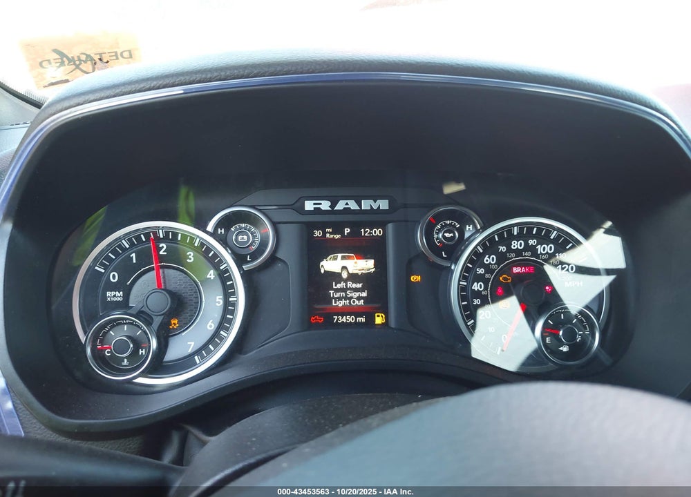 2022 RAM 1500 BIG HORN 4X2 5'7 BOX VIN: 1C6RREFG5NN324237