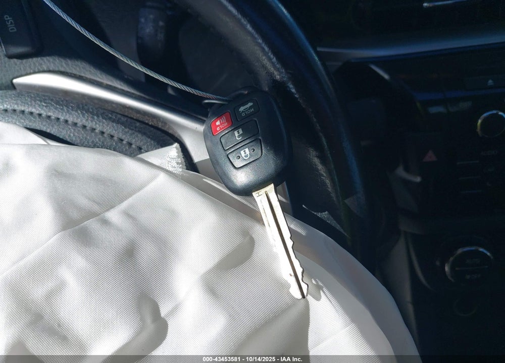 2014 TOYOTA COROLLA S PLUS VIN: 2T1BURHE5EC212830