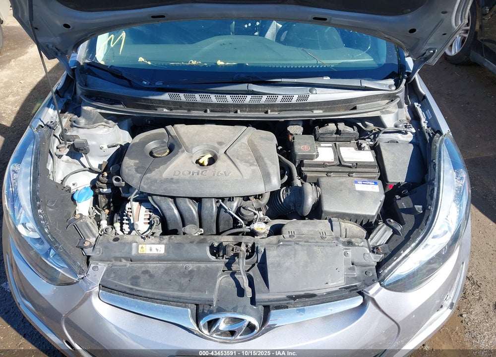 2015 HYUNDAI ELANTRA VIN: KMHDH4AE8FU381735