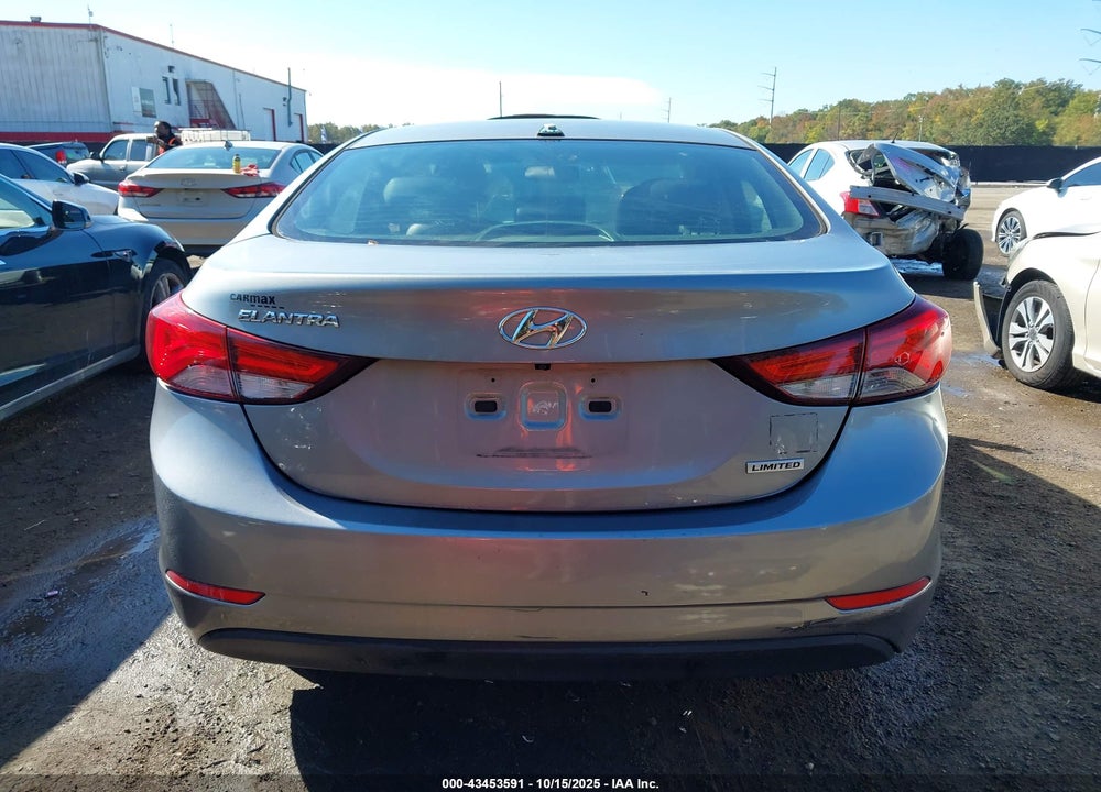 2015 HYUNDAI ELANTRA VIN: KMHDH4AE8FU381735