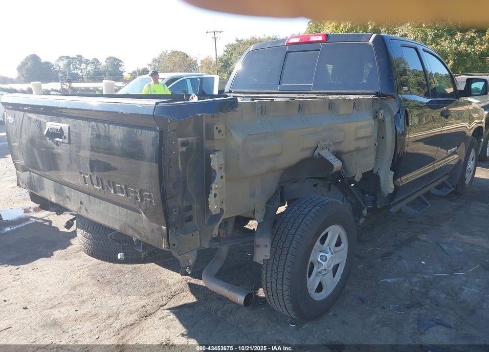 2017 TOYOTA TUNDRA SR5 4.6L V8 VIN: 5TFRM5F14HX117446