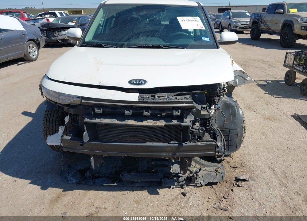 2020 KIA SOUL !/+/S VIN: KNDJ23AU4L7710290