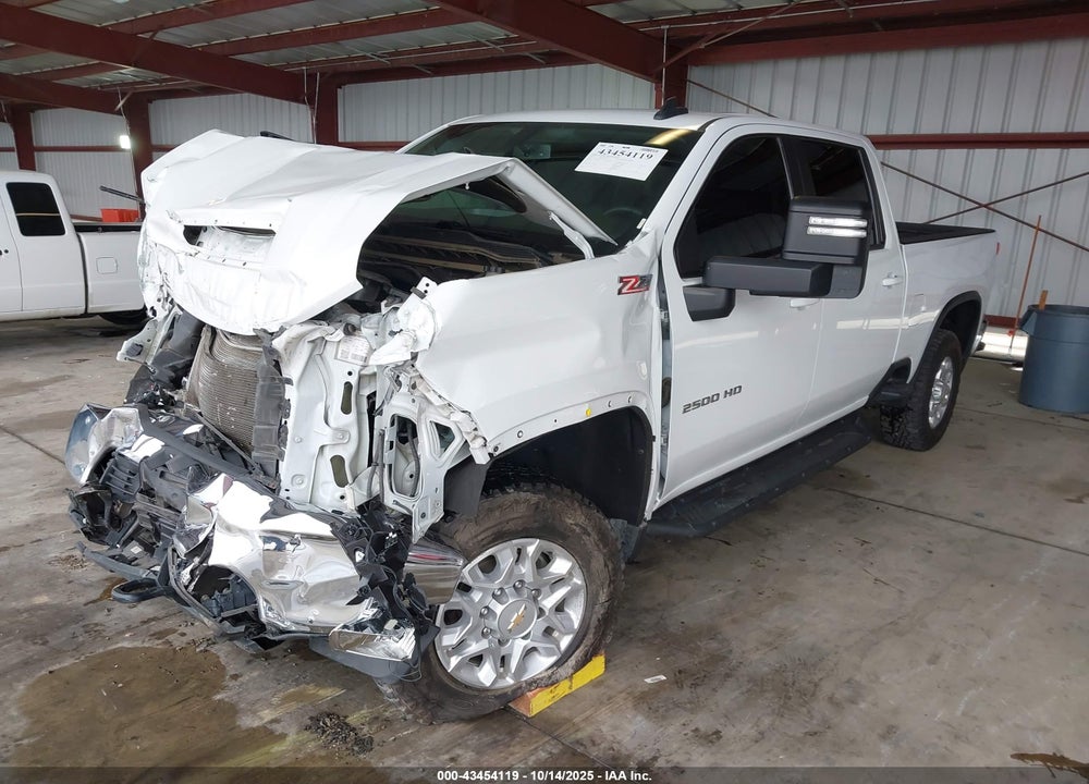 2021 CHEVROLET SILVERADO 2500HD 4WD STANDARD BED LT VIN: 1GC4YNE71MF263517