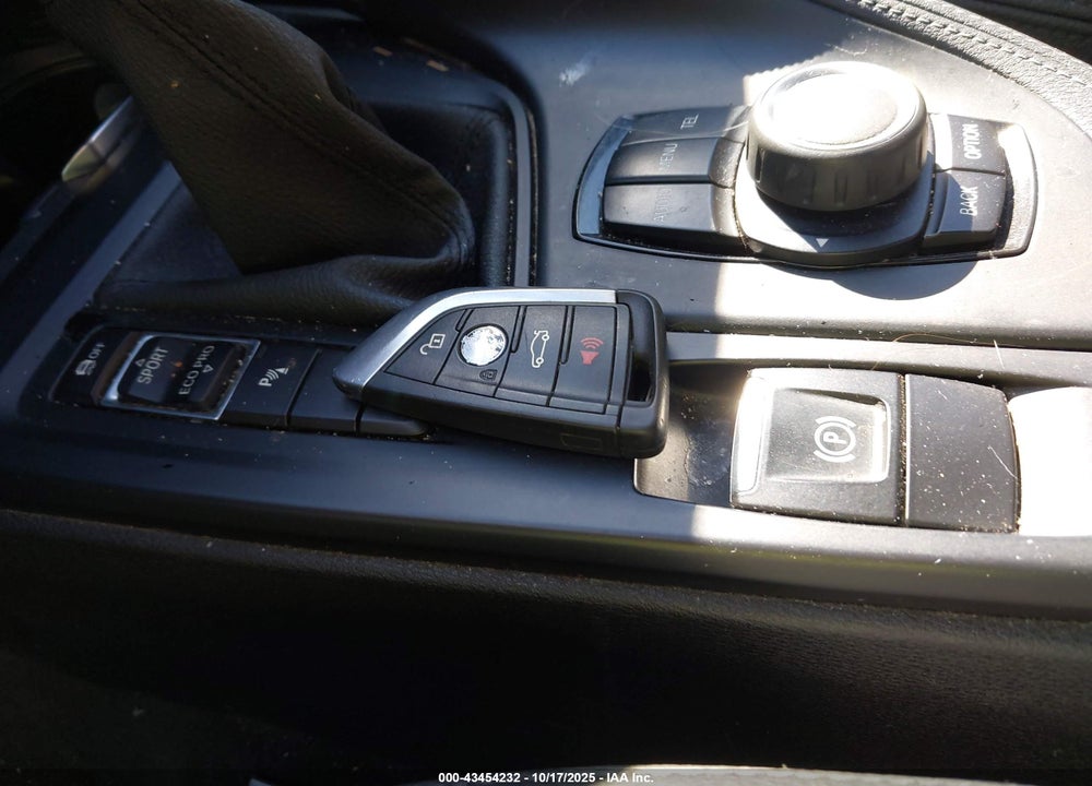 2017 BMW X1 SDRIVE28I VIN: WBXHU7C36H5H37696