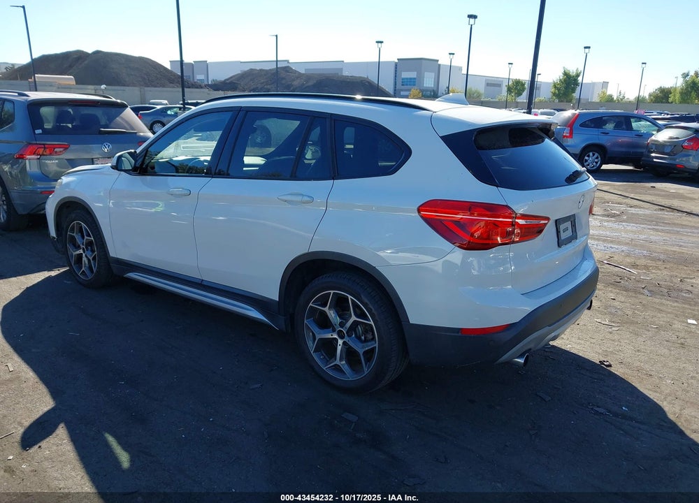 2017 BMW X1 SDRIVE28I VIN: WBXHU7C36H5H37696