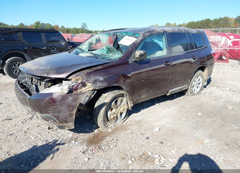 2012 TOYOTA HIGHLANDER BASE V6 VIN: 5TDBK3EHXCS158575