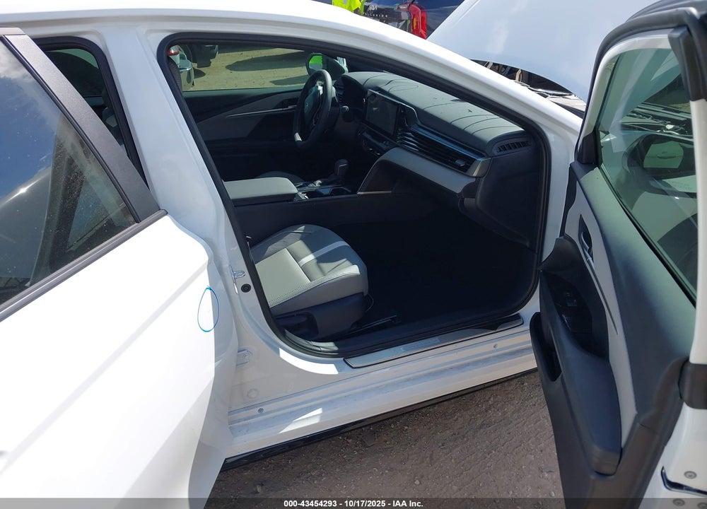 2025 TOYOTA CAMRY SE VIN: 4T1DAACK8SU176447