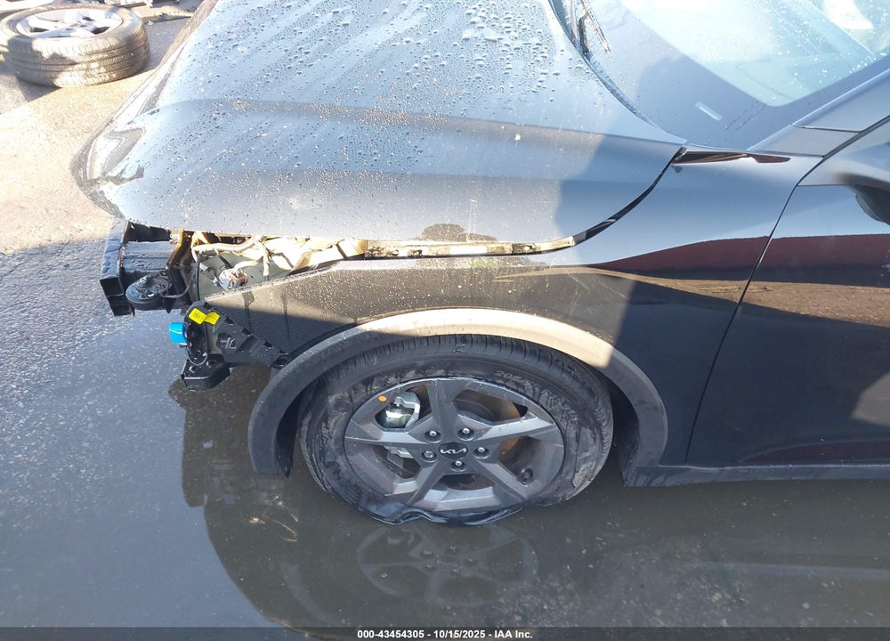 2025 KIA K4 LXS VIN: 3KPFT4DE1SE145248