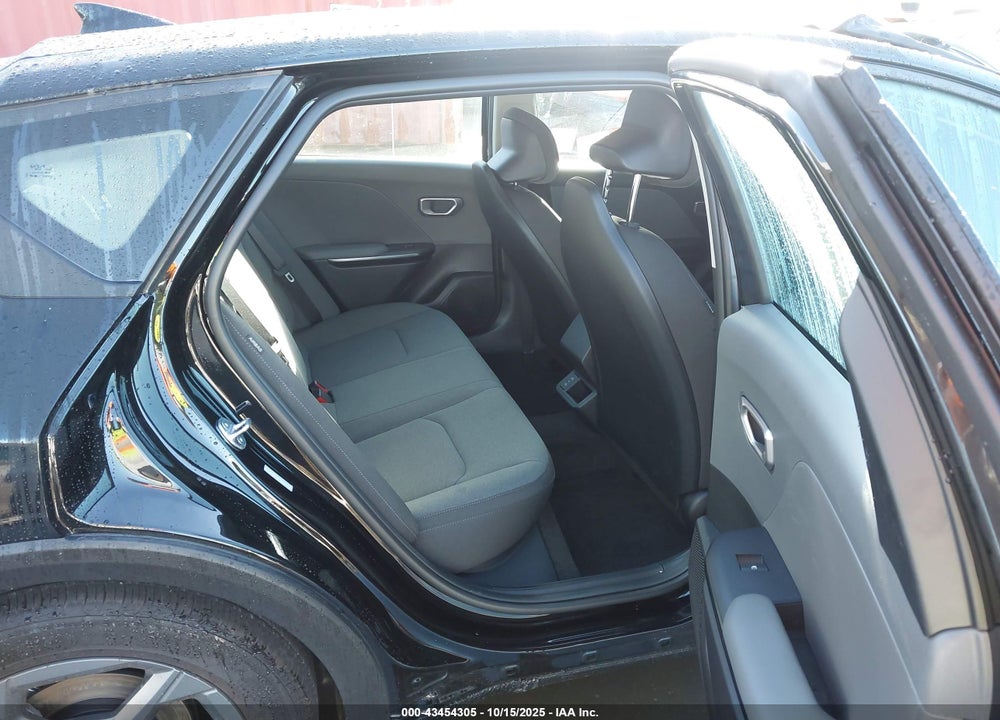 2025 KIA K4 LXS VIN: 3KPFT4DE1SE145248