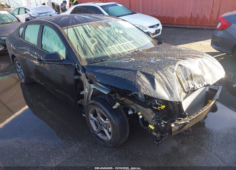 2025 KIA K4 LXS VIN: 3KPFT4DE1SE145248