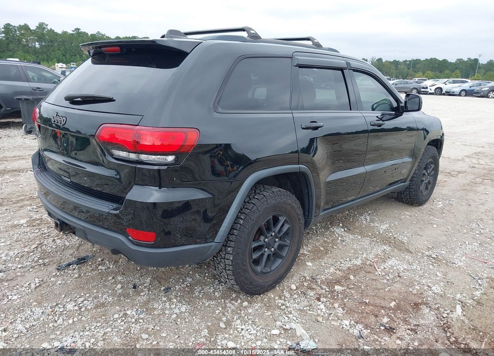 2017 JEEP GRAND CHEROKEE VIN: 1C4RJFAGXHC645414