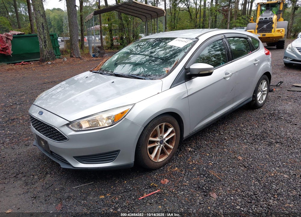 2016 FORD FOCUS SE VIN: 1FADP3K26GL271236