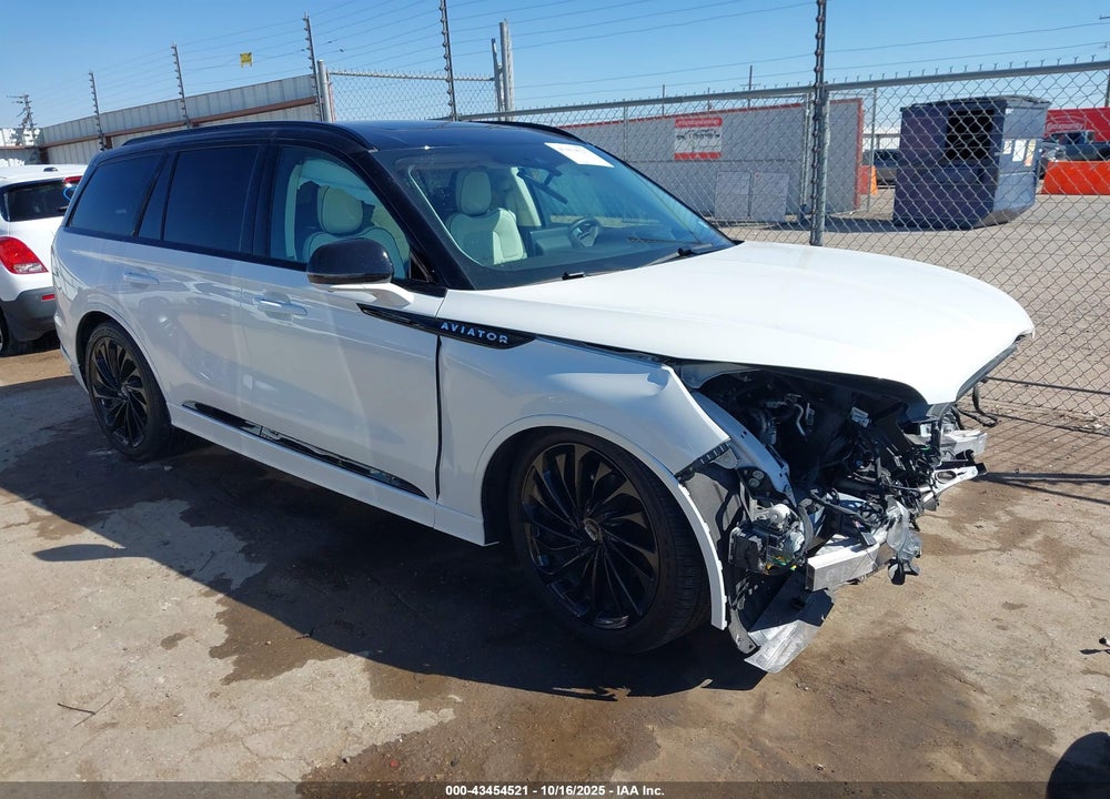 2023 LINCOLN AVIATOR BLACK LABEL VIN: 5LM5J9XC7PGL24550
